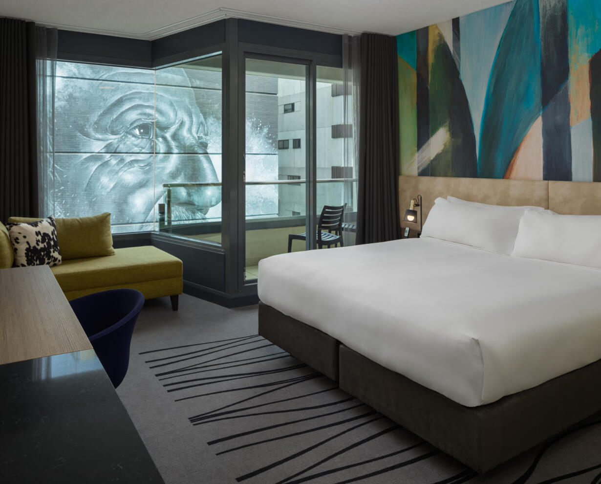Standardkingroomwithbalcony 4